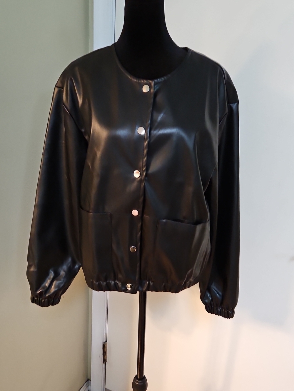 Classic Concepts Black Faux Leather Bomber Jacket M